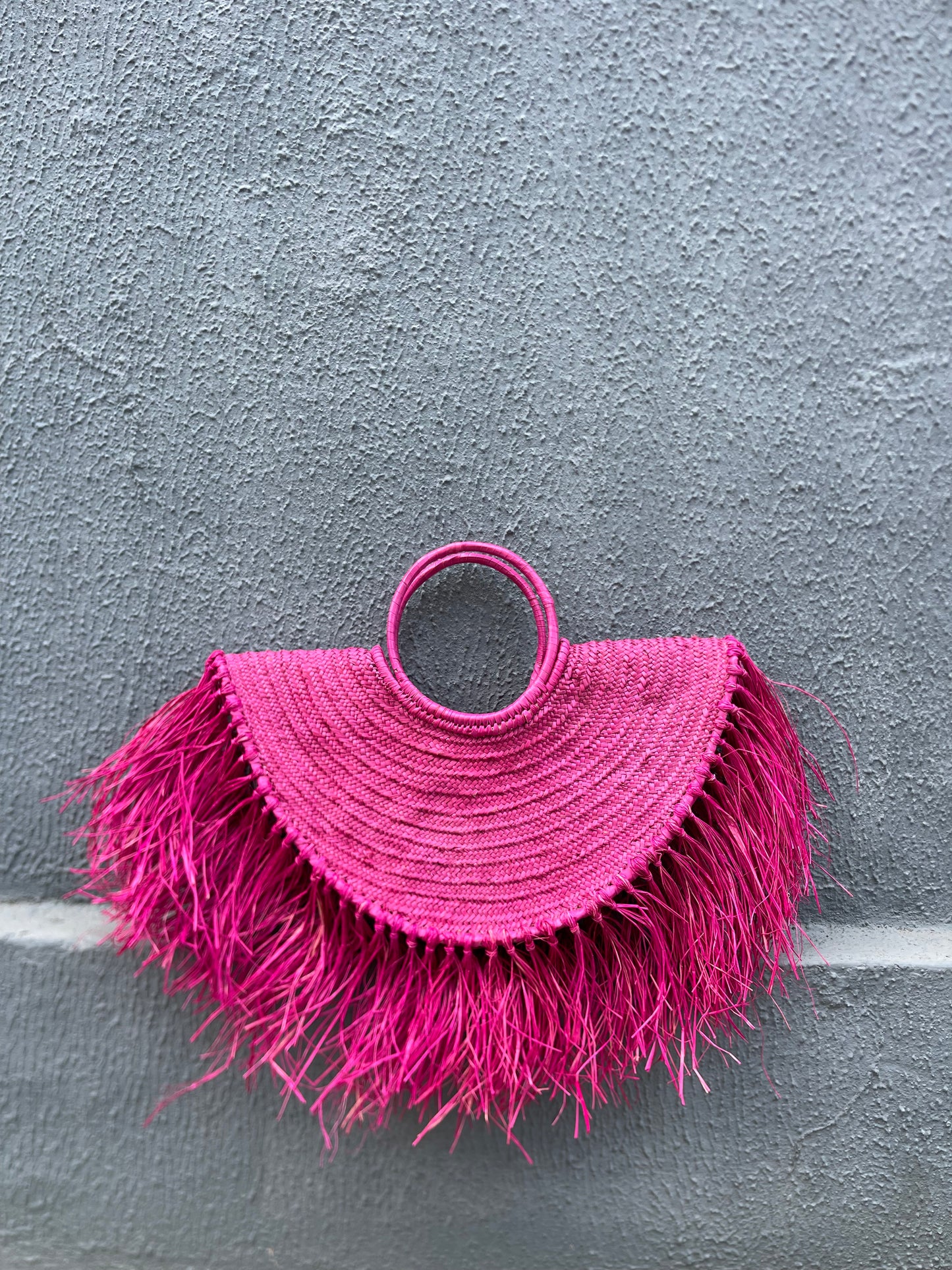 Raffia Shake Body Bag